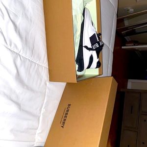Burberry brand new never-worn sneakers shoes !!